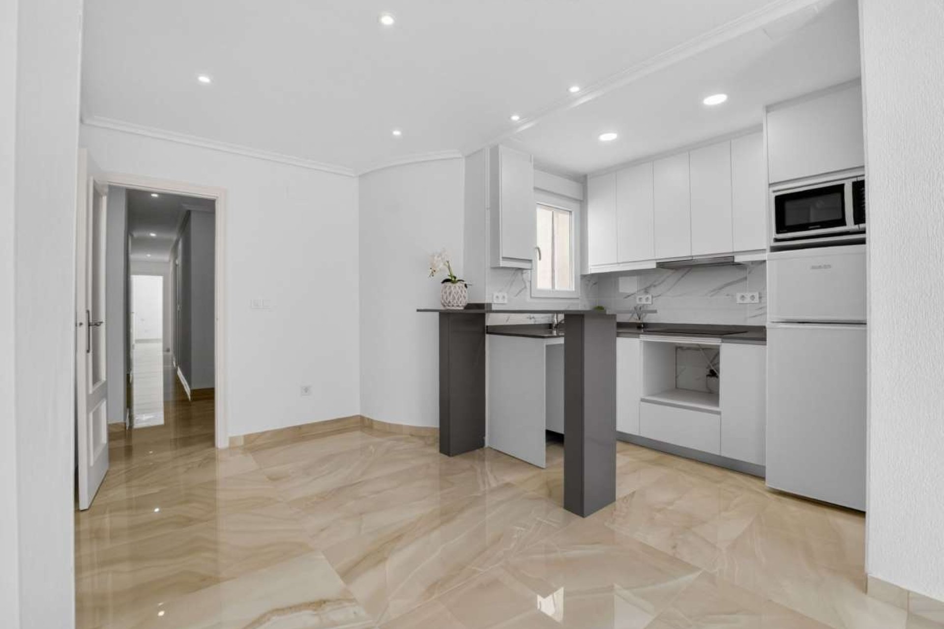 Reventa - Apartment -
Torrevieja - Costa Blanca