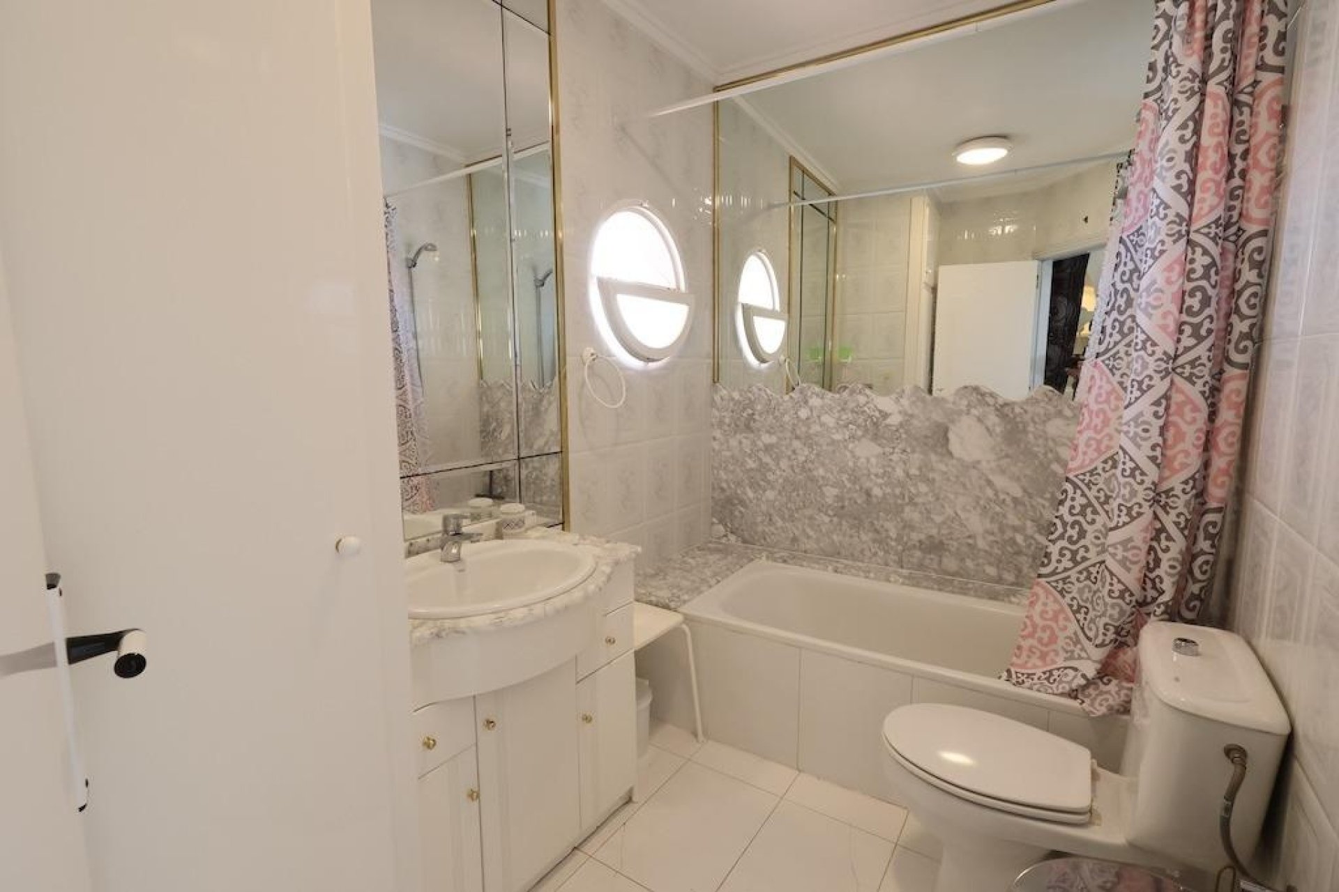 Reventa - Apartment -
Torrevieja - Costa Blanca