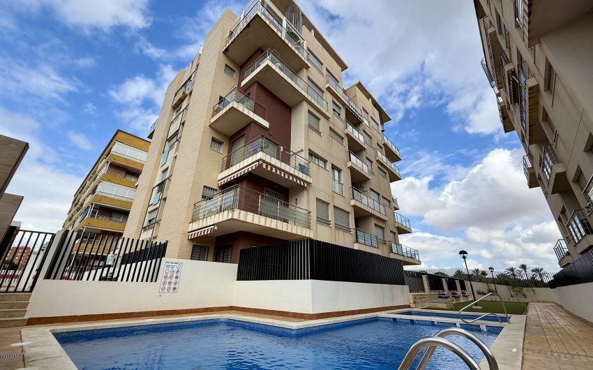 Reventa - Apartment -
Torrevieja - Costa Blanca