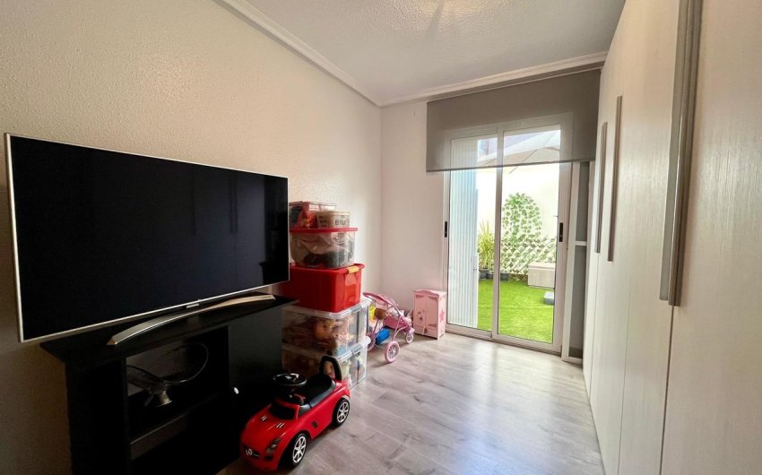 Reventa - Apartment -
Torrevieja - Costa Blanca