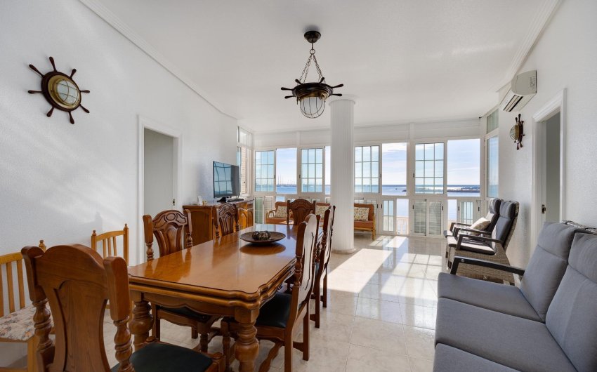 Reventa - Apartment -
Torrevieja - Costa Blanca