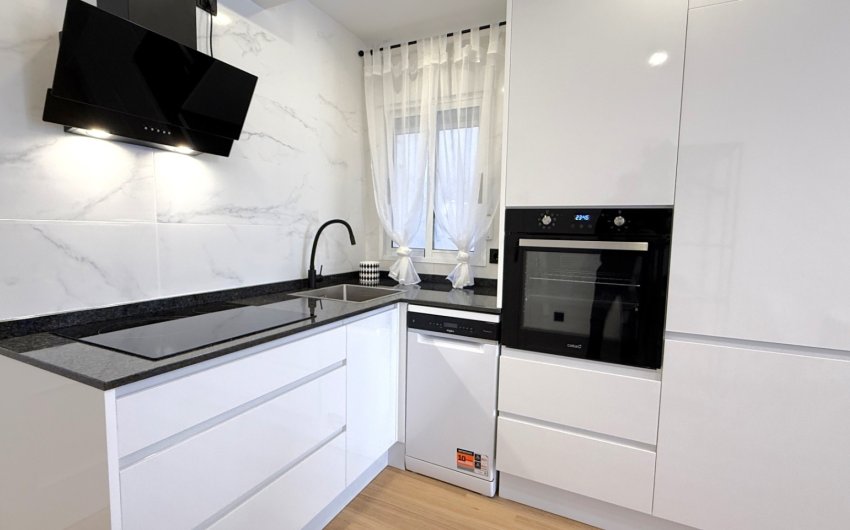 Reventa - Apartment -
Torrevieja - Costa Blanca