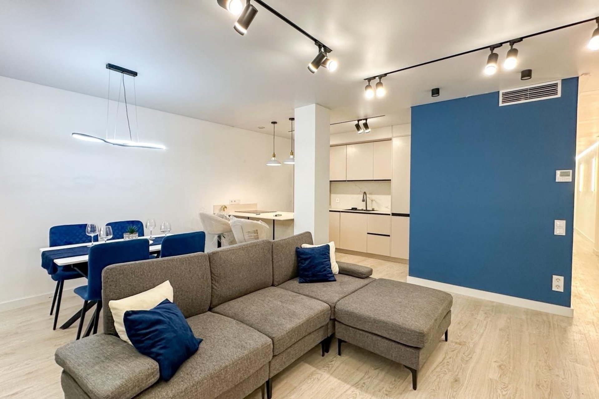 Reventa - Apartment -
Torrevieja - Costa Blanca