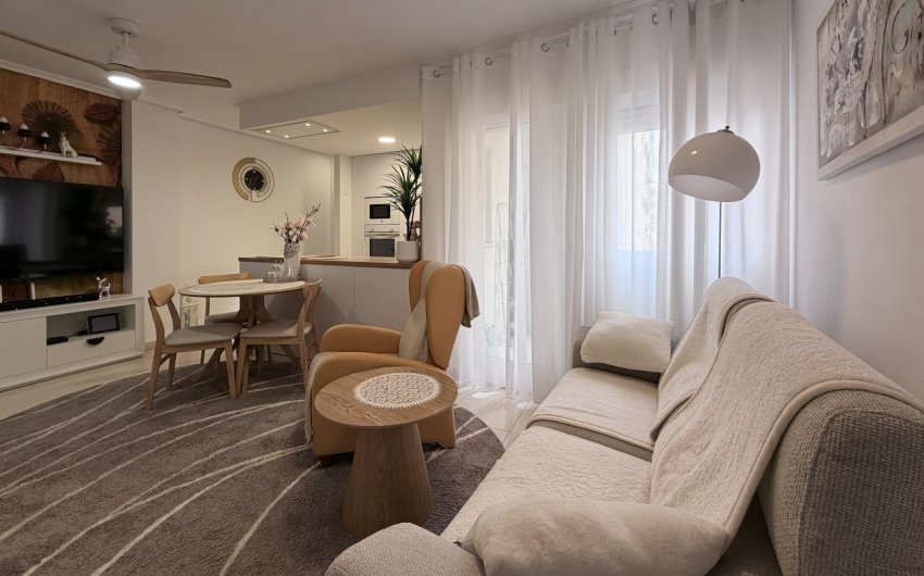 Reventa - Apartment -
Torrevieja - Costa Blanca