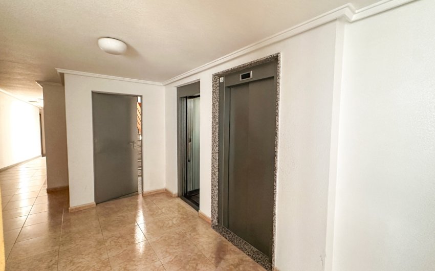 Reventa - Apartment -
Torrevieja - Costa Blanca