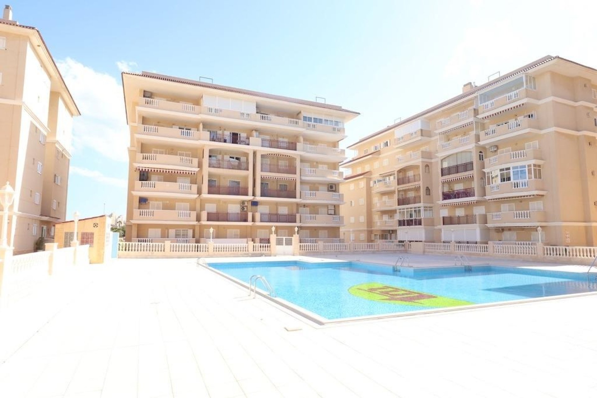 Reventa - Apartment -
Torrevieja - Costa Blanca