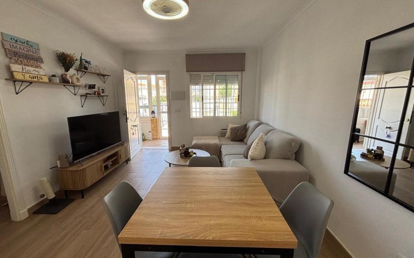 Reventa - Apartment -
Torrevieja - Costa Blanca