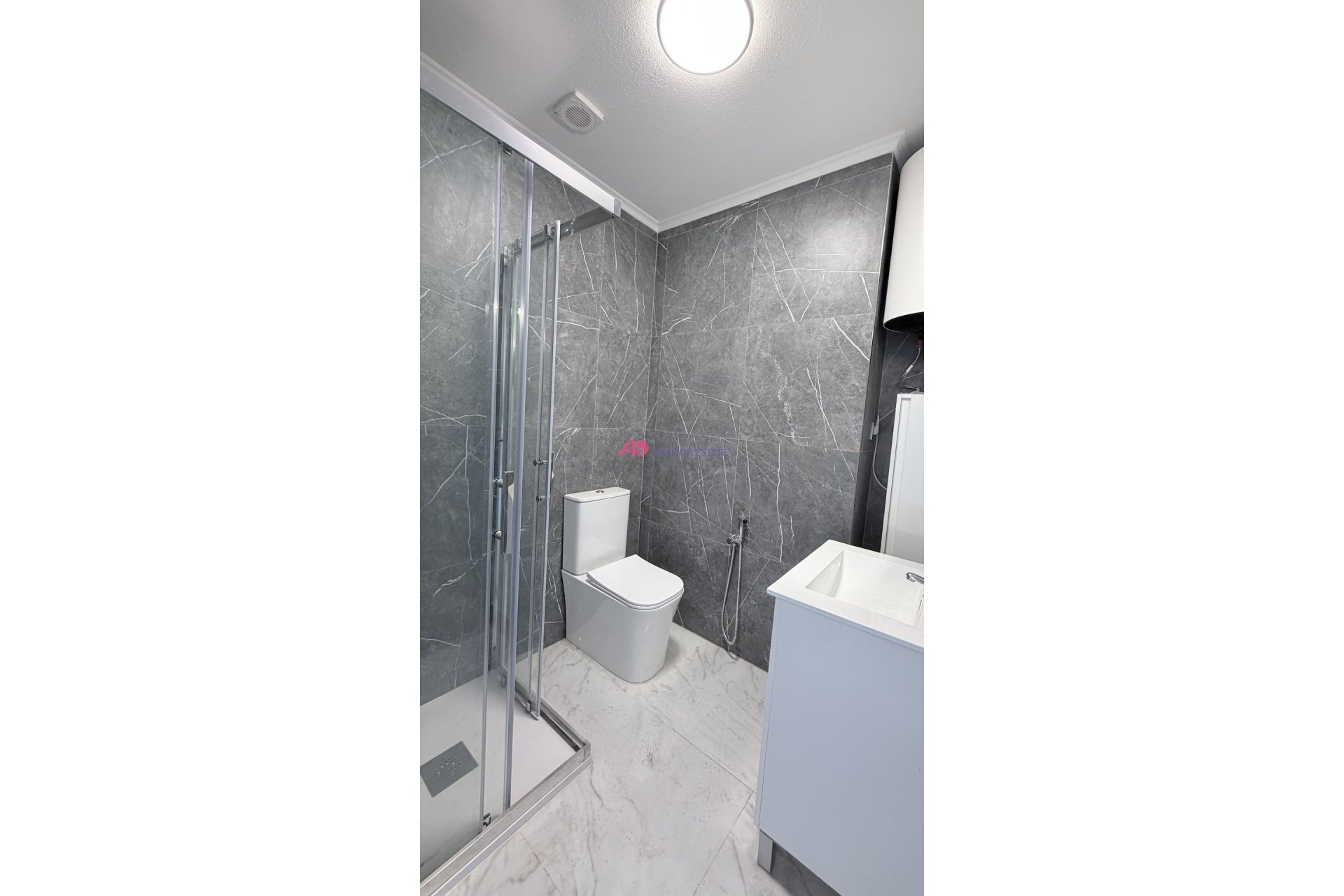 Reventa - Apartment -
Torrevieja - Costa Blanca