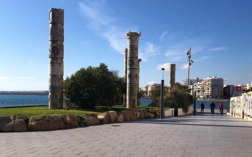 Reventa - Apartment -
Torrevieja - Curva Del Palangre