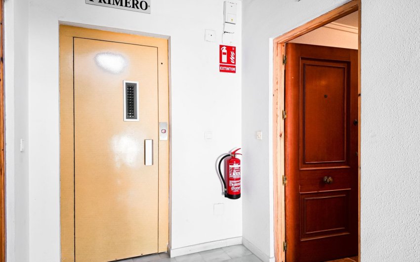 Reventa - Apartment -
Torrevieja - El Acequión - Los Náufragos