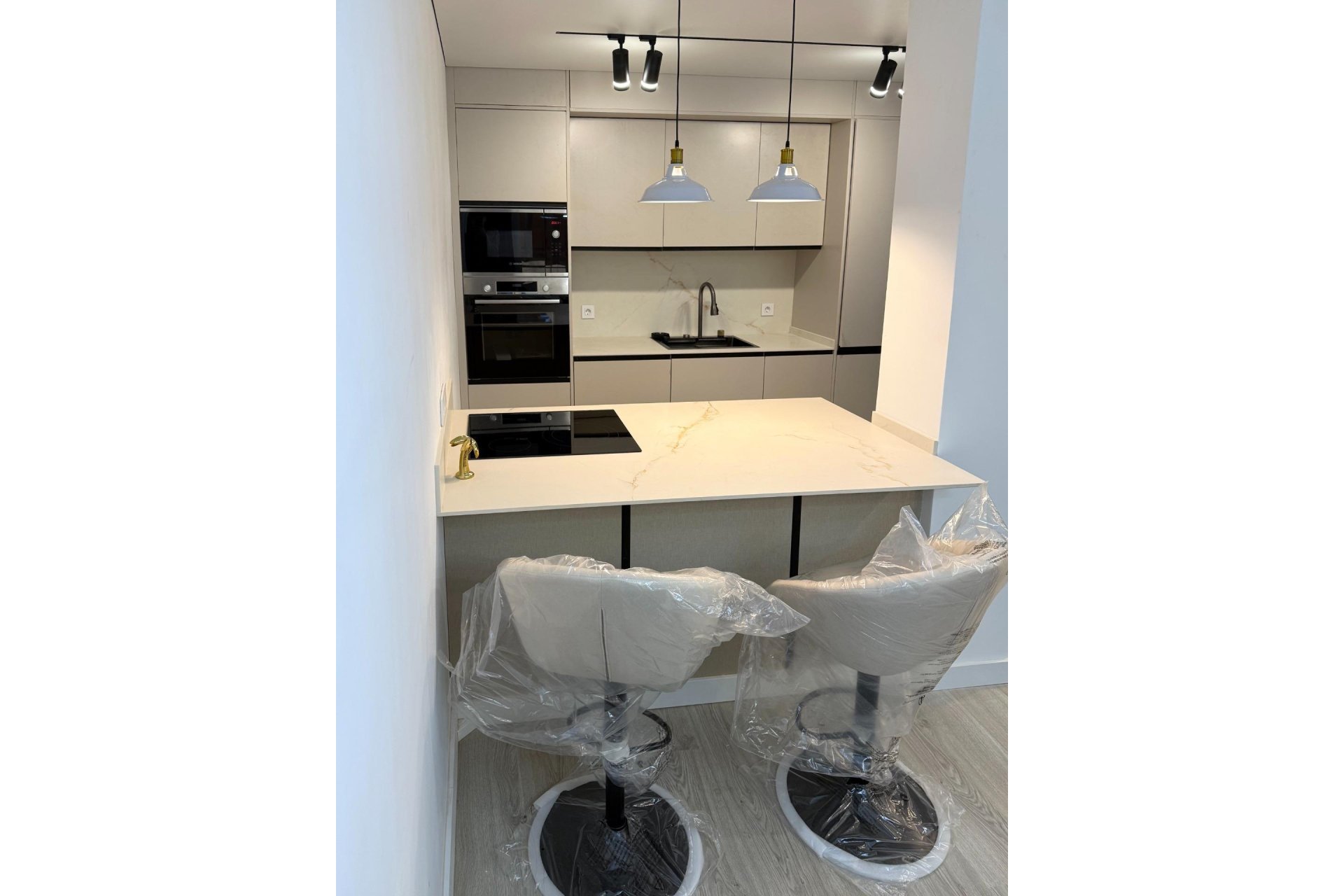 Reventa - Apartment -
Torrevieja - El Acequión - Los Náufragos
