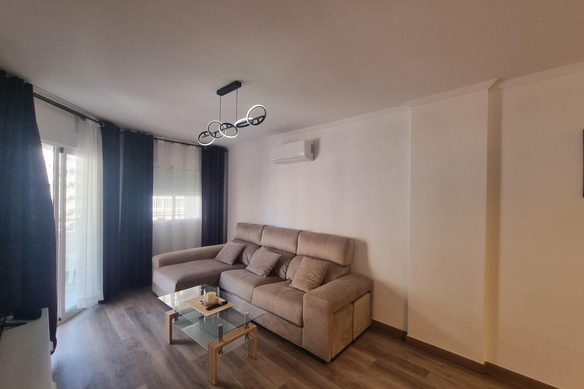Reventa - Apartment -
Torrevieja - Estacion De Autobuses