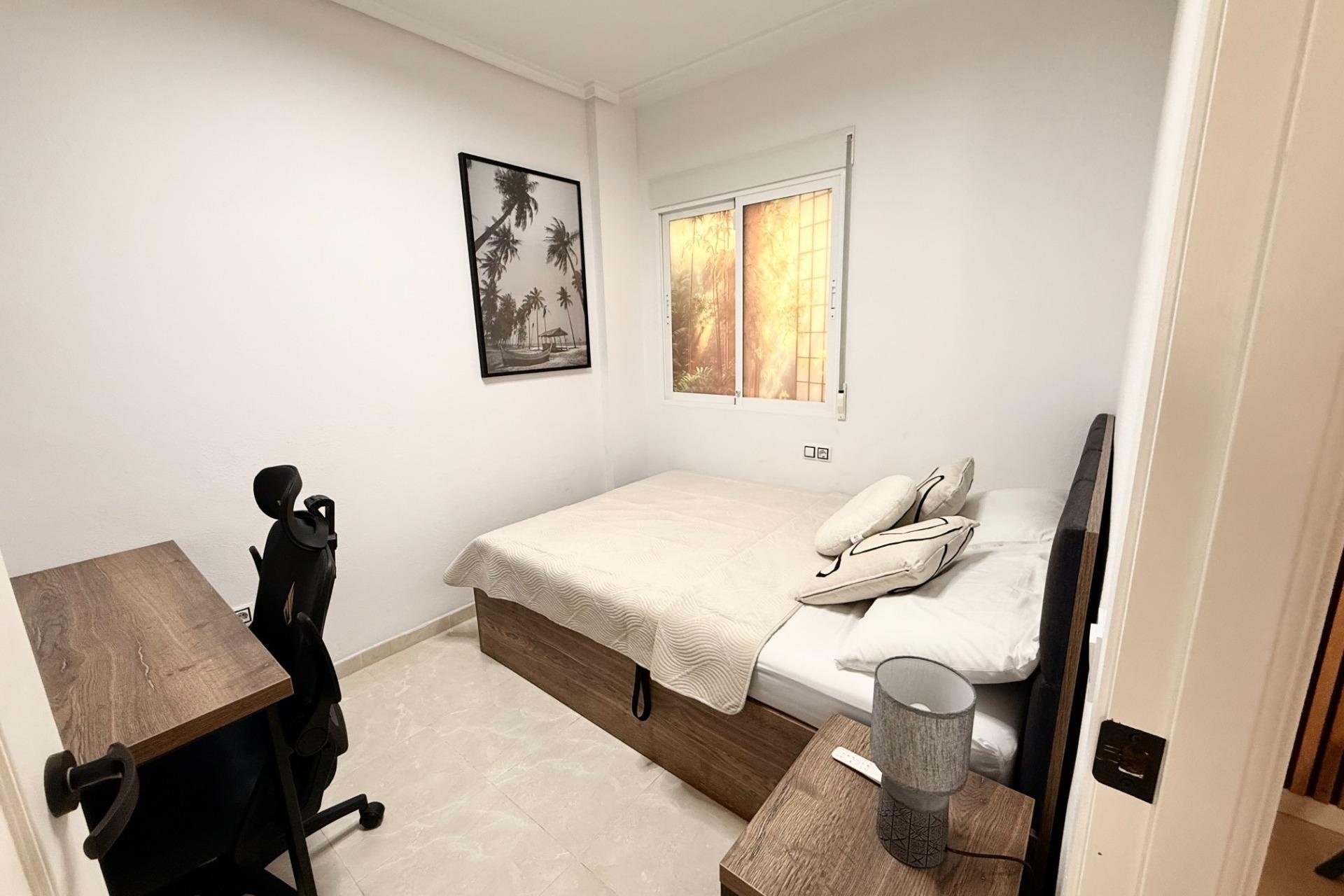 Reventa - Apartment -
Torrevieja - Estacion De Autobuses