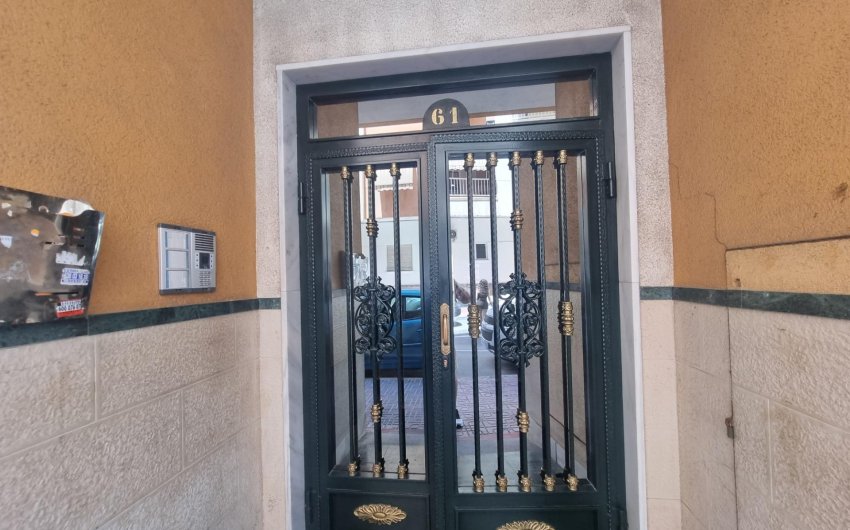 Reventa - Apartment -
Torrevieja - Estacion De Autobuses