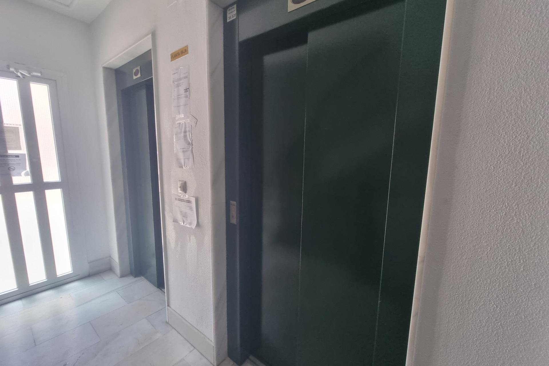 Reventa - Apartment -
Torrevieja - Estacion De Autobuses