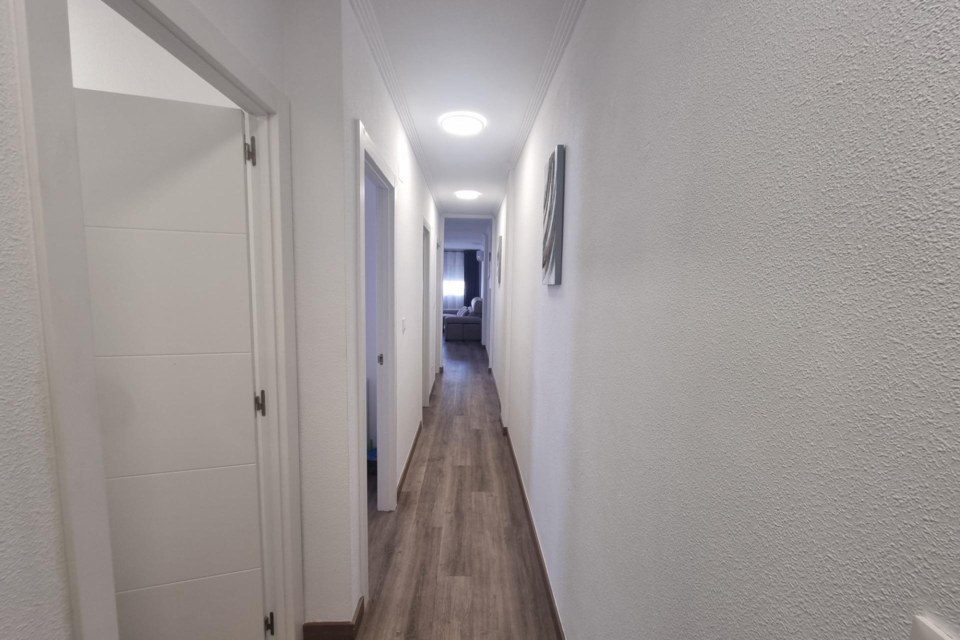 Reventa - Apartment -
Torrevieja - Estacion De Autobuses