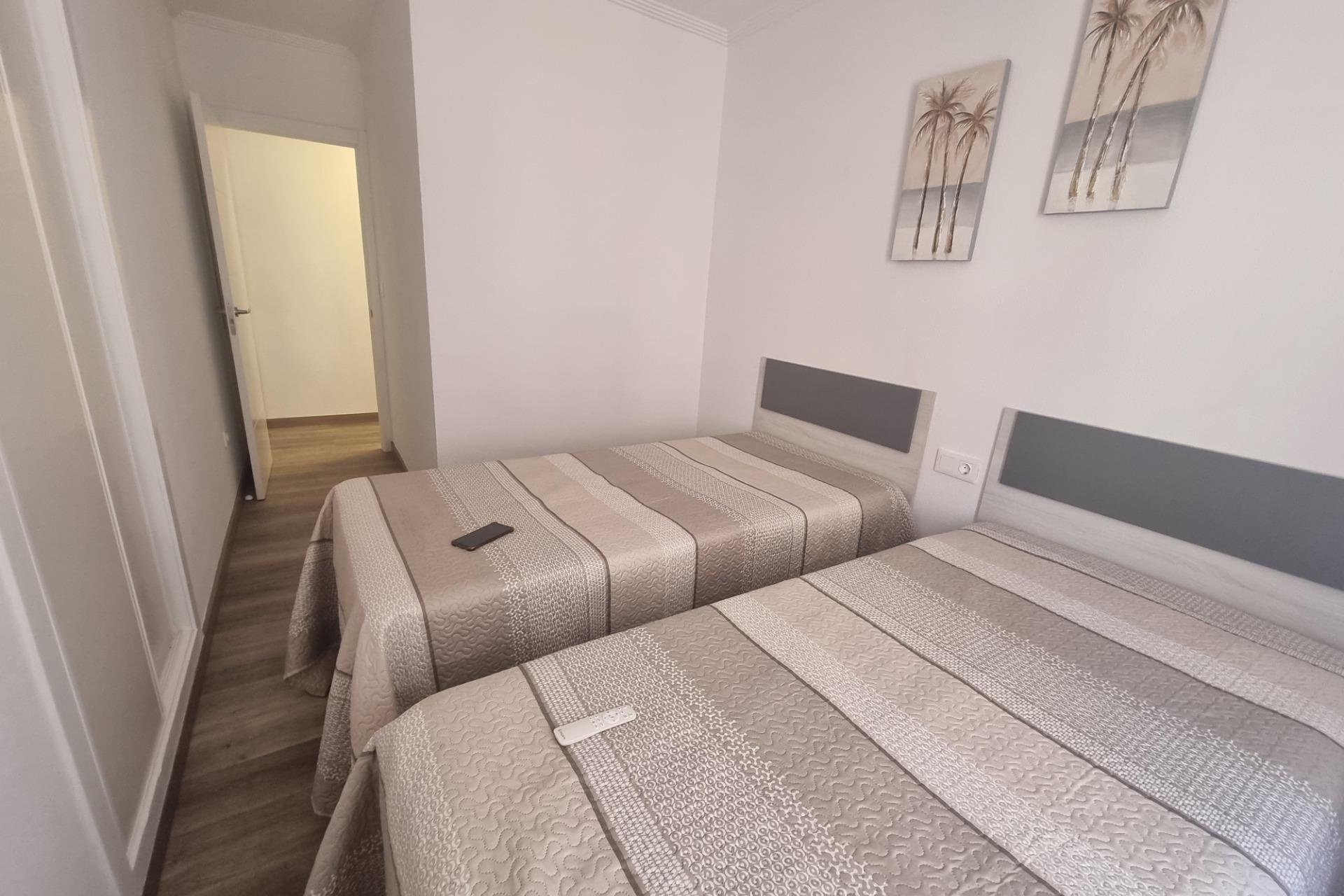 Reventa - Apartment -
Torrevieja - Estacion De Autobuses