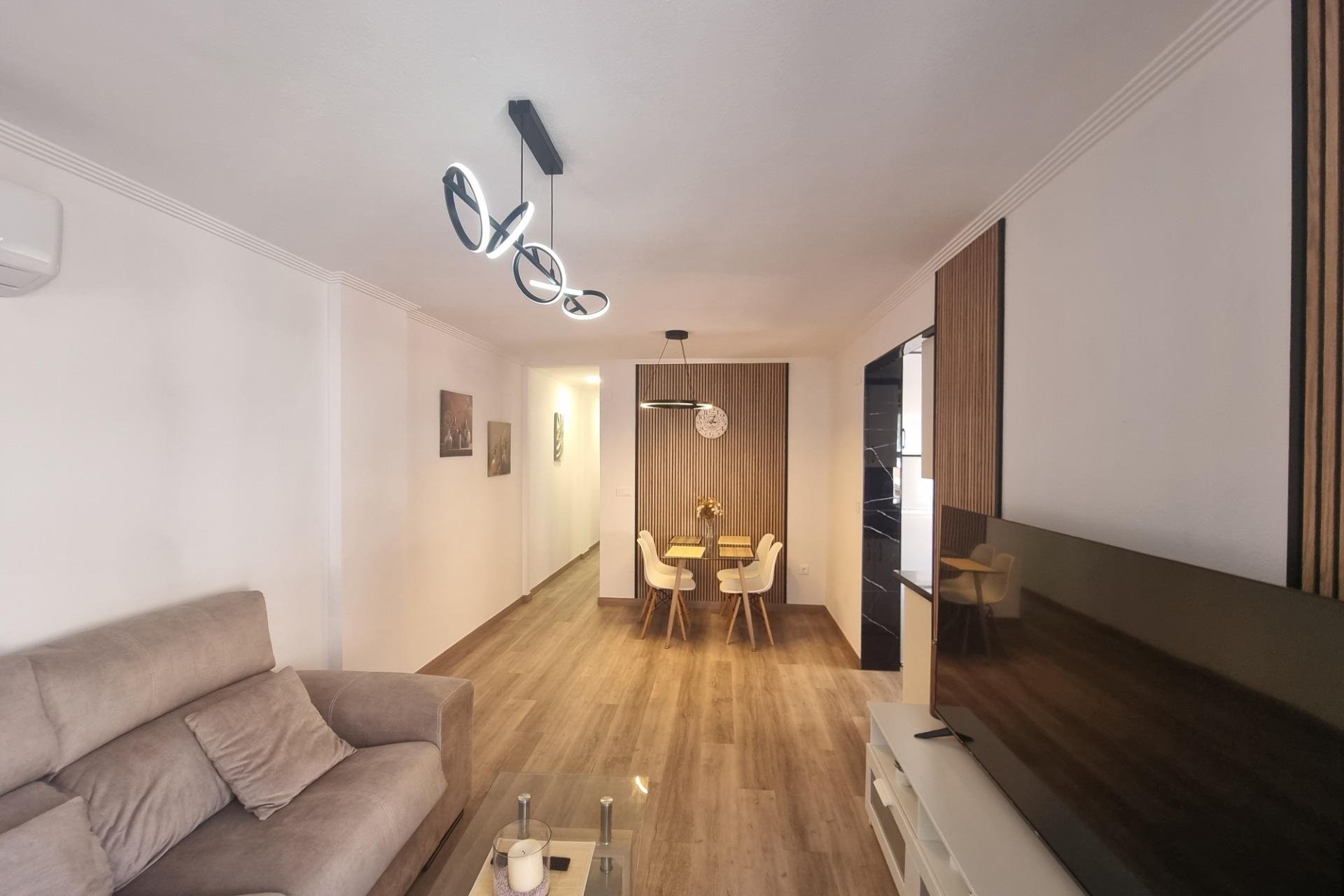 Reventa - Apartment -
Torrevieja - Estacion De Autobuses