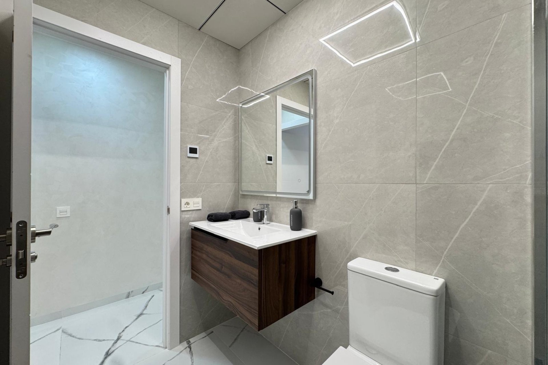 Reventa - Apartment -
Torrevieja - Estacion De Autobuses