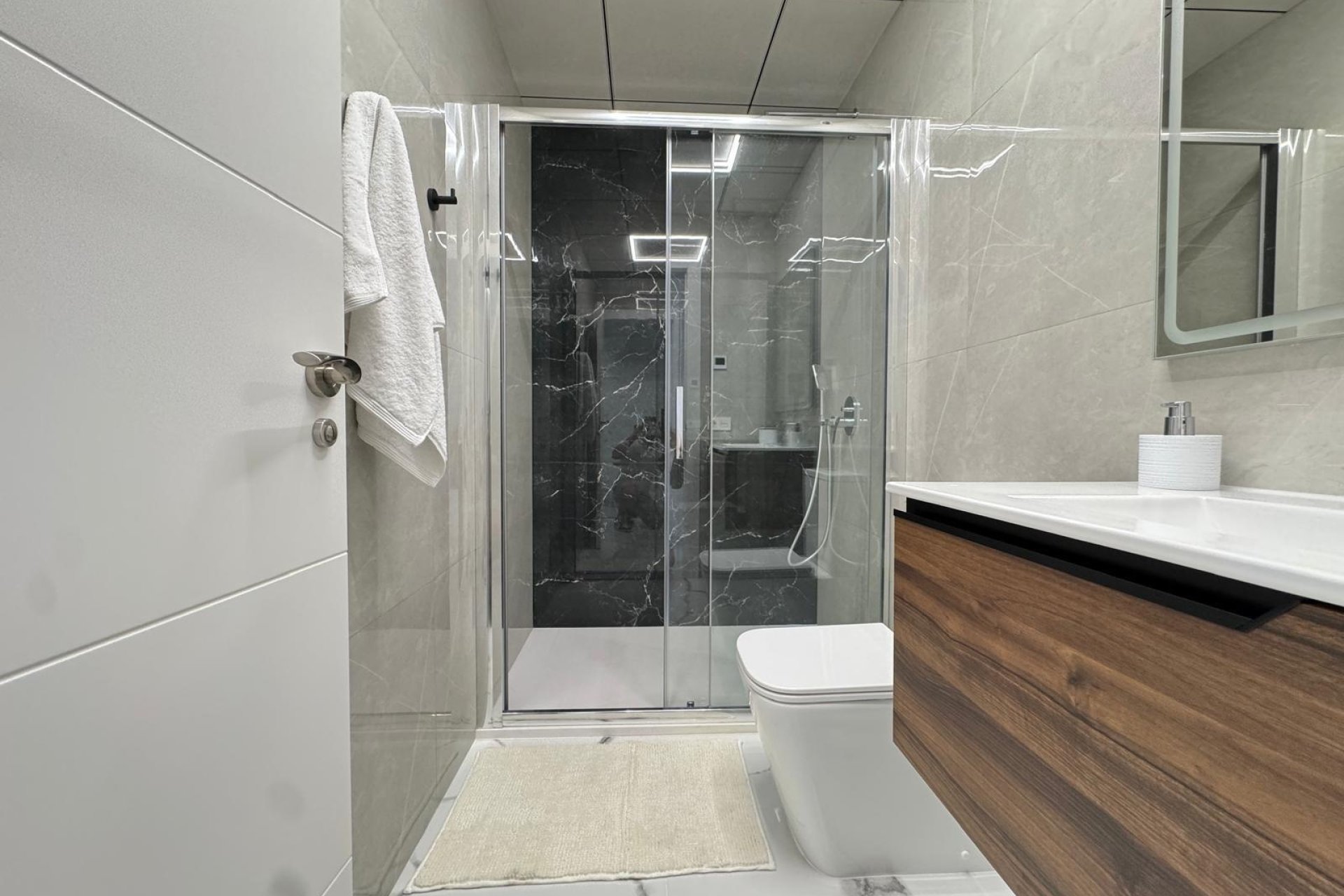 Reventa - Apartment -
Torrevieja - Estacion De Autobuses