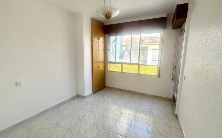 Reventa - Apartment -
Torrevieja - Estacion De Autobuses
