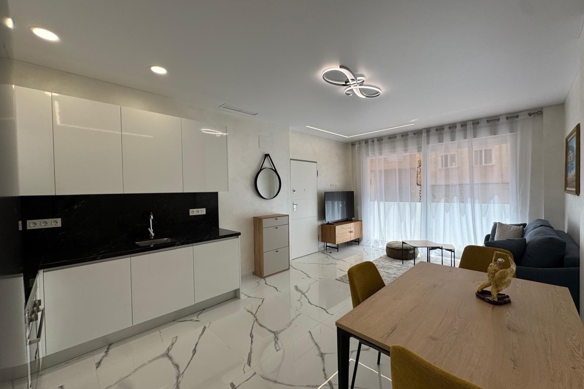 Reventa - Apartment -
Torrevieja - Estacion De Autobuses