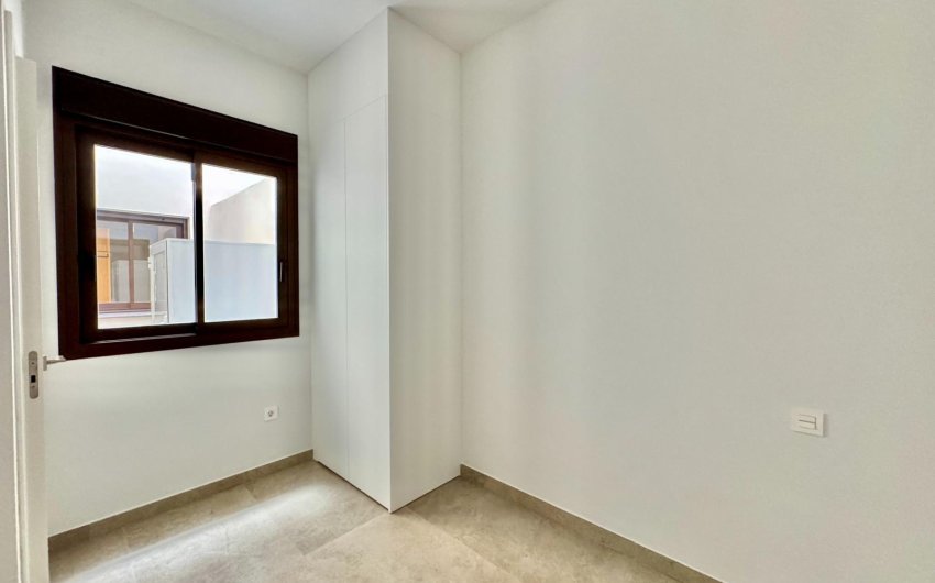 Reventa - Apartment -
Torrevieja - Habaneras