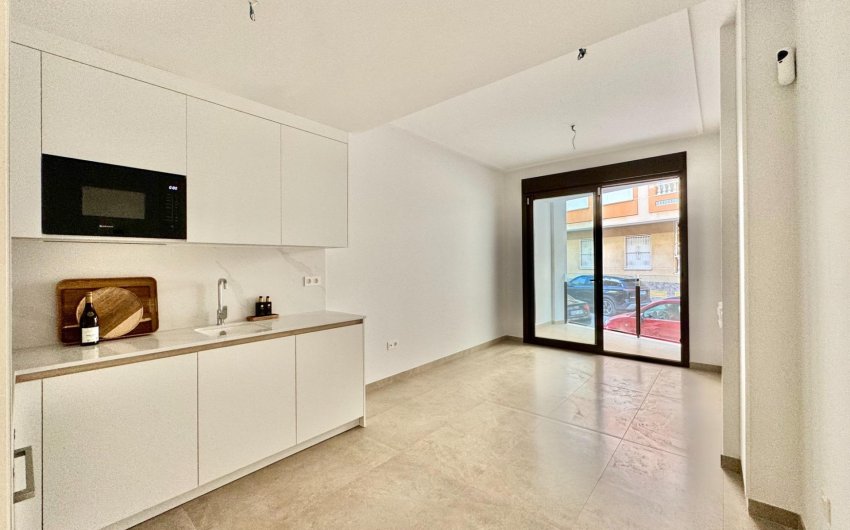 Reventa - Apartment -
Torrevieja - Habaneras