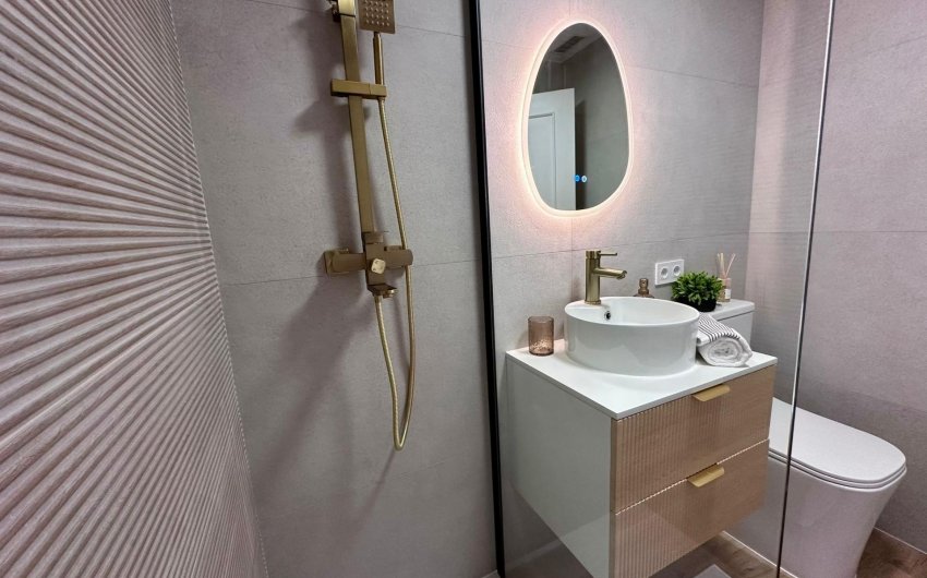 Reventa - Apartment -
Torrevieja - Habaneras