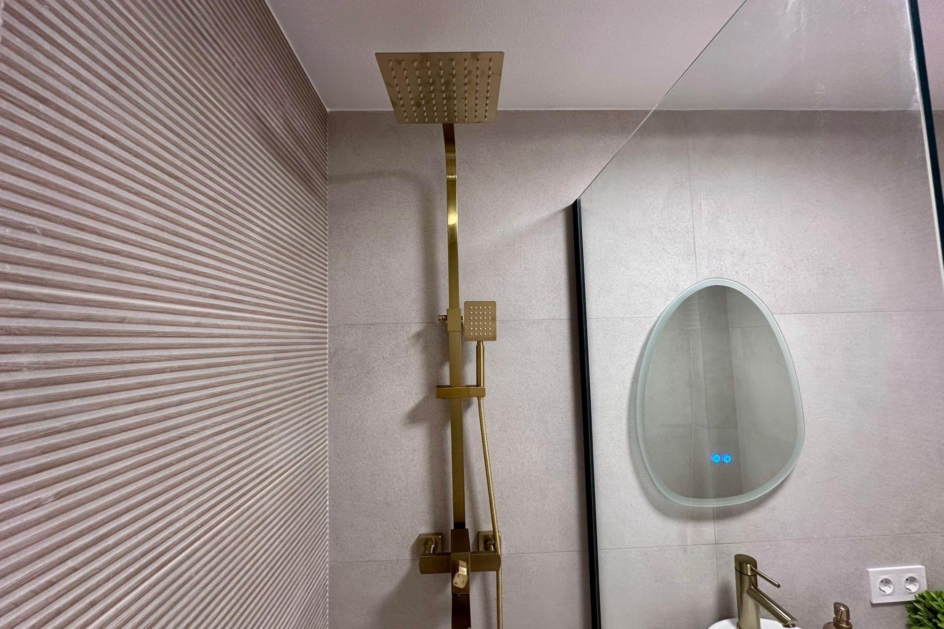 Reventa - Apartment -
Torrevieja - Habaneras