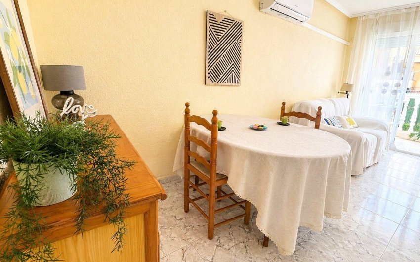 Reventa - Apartment -
Torrevieja - Habaneras