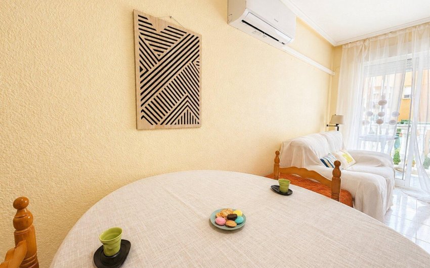 Reventa - Apartment -
Torrevieja - Habaneras