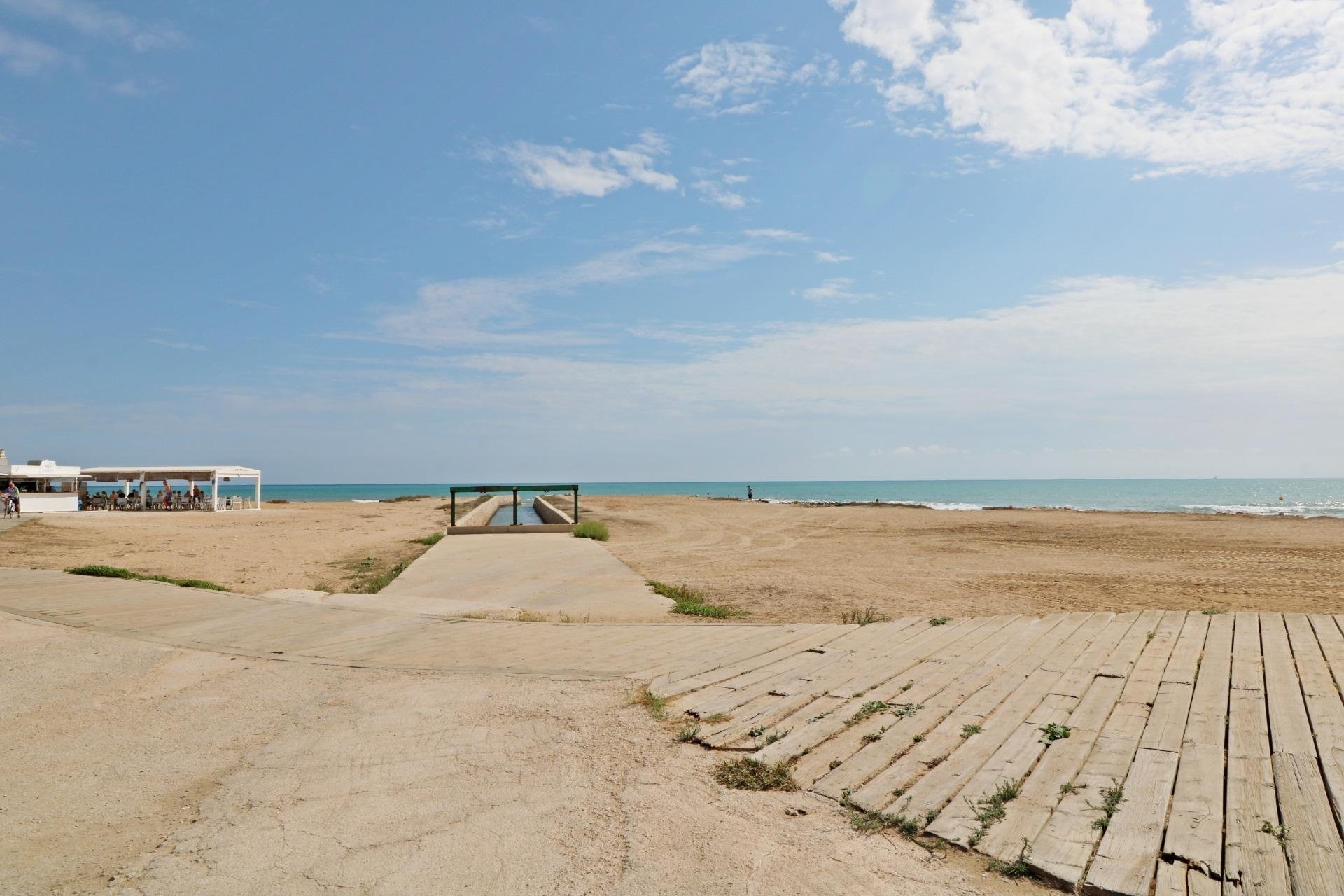 Reventa - Apartment -
Torrevieja - La Mata Pueblo