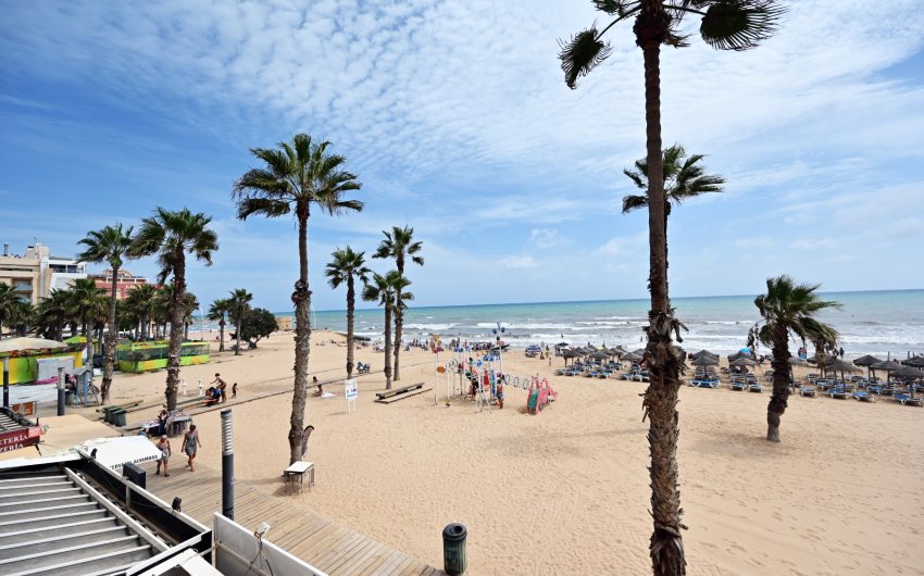 Reventa - Apartment -
Torrevieja - La Mata