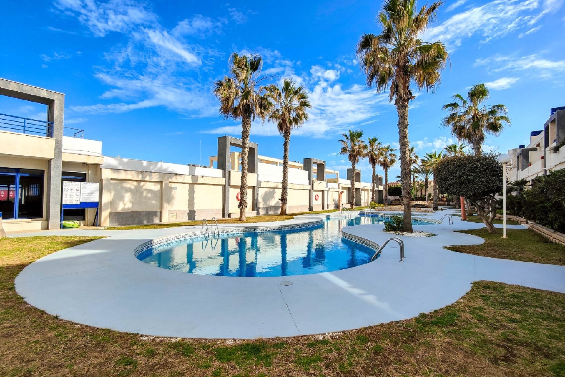 Reventa - Apartment -
Torrevieja - La Mata