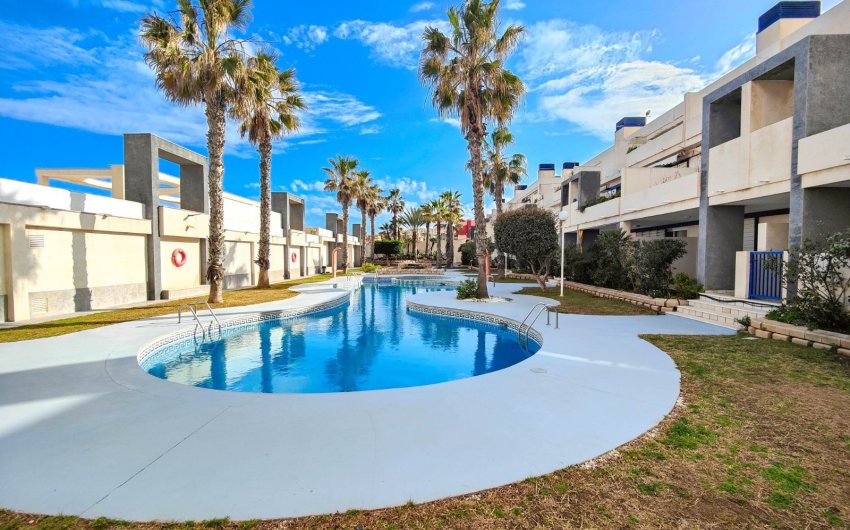 Reventa - Apartment -
Torrevieja - La Mata