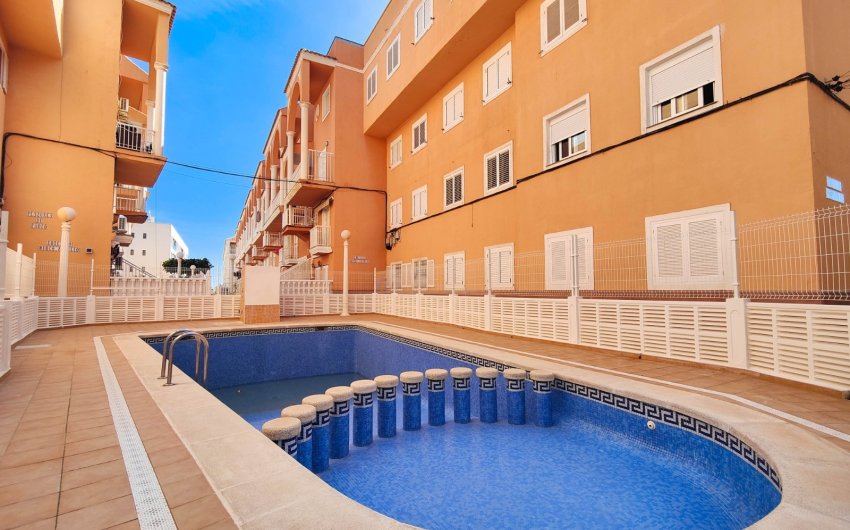 Reventa - Apartment -
Torrevieja - La Mata