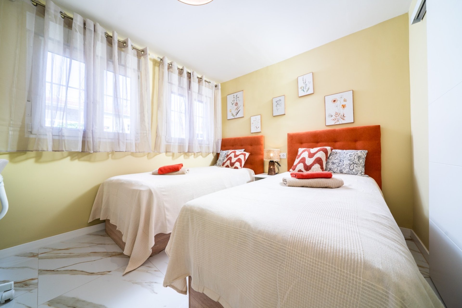 Reventa - Apartment -
Torrevieja - La Veleta