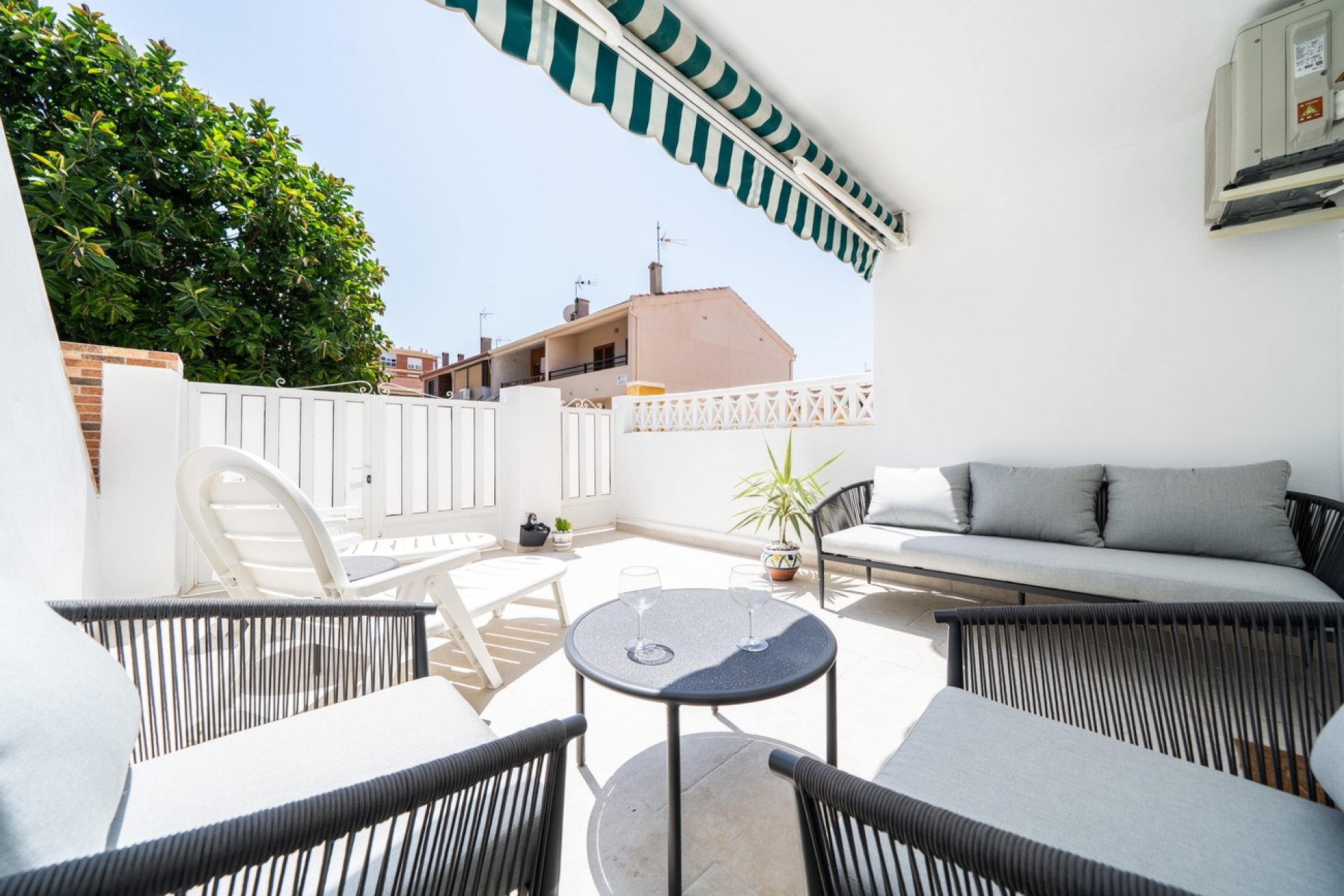 Reventa - Apartment -
Torrevieja - La Veleta