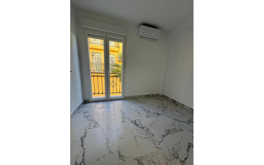 Reventa - Apartment -
Torrevieja - La Veleta