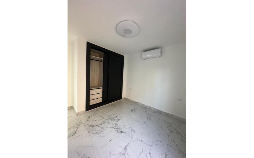 Reventa - Apartment -
Torrevieja - La Veleta