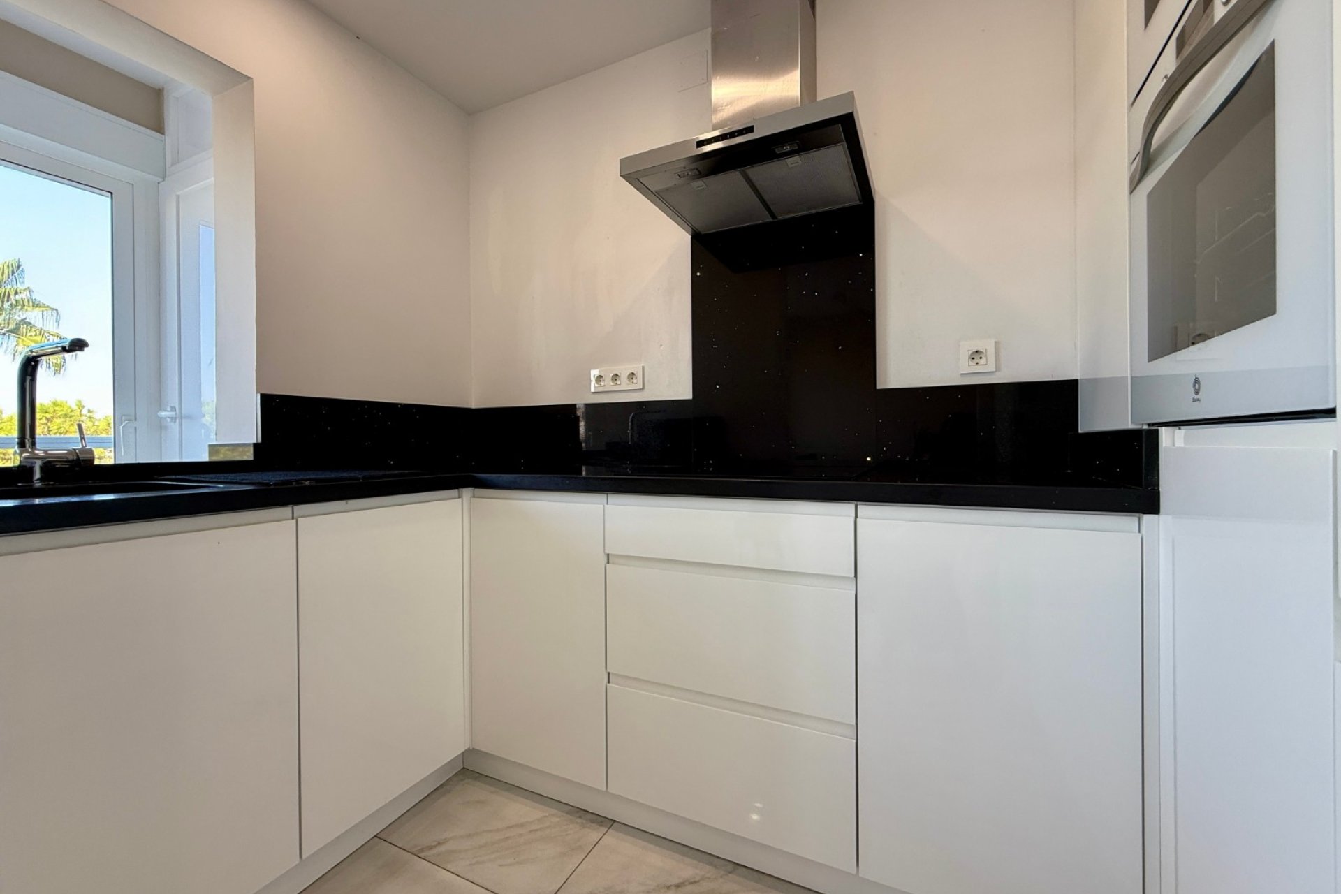 Reventa - Apartment -
Torrevieja - Los Balcones