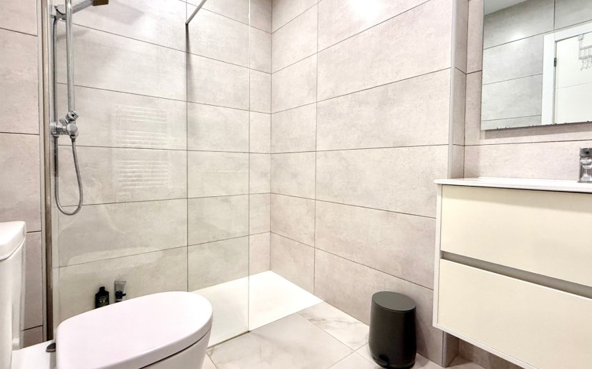 Reventa - Apartment -
Torrevieja - Los Balcones