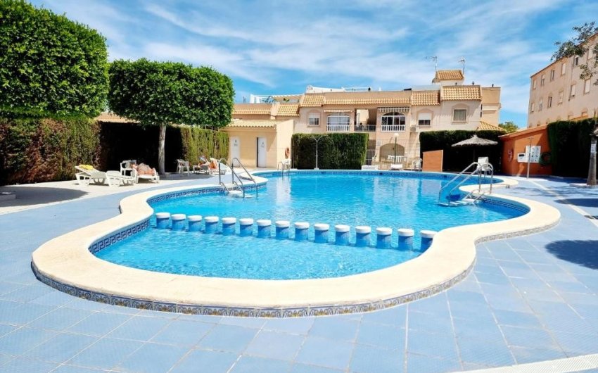 Reventa - Apartment -
Torrevieja - Los Balcones