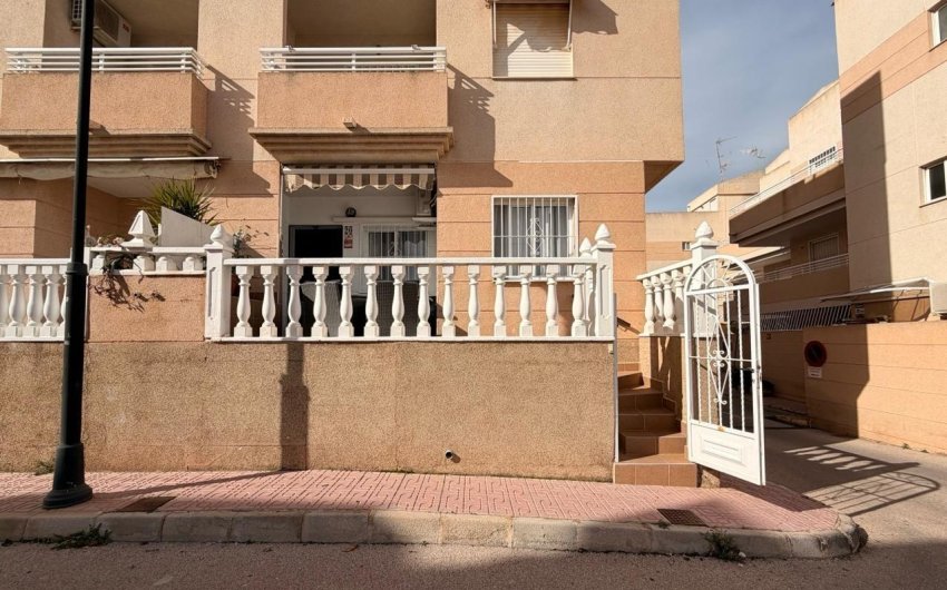 Reventa - Apartment -
Torrevieja - Nueva Torrevieja