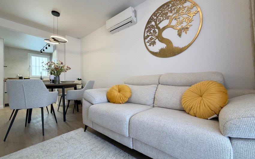 Reventa - Apartment -
Torrevieja - Nueva Torrevieja
