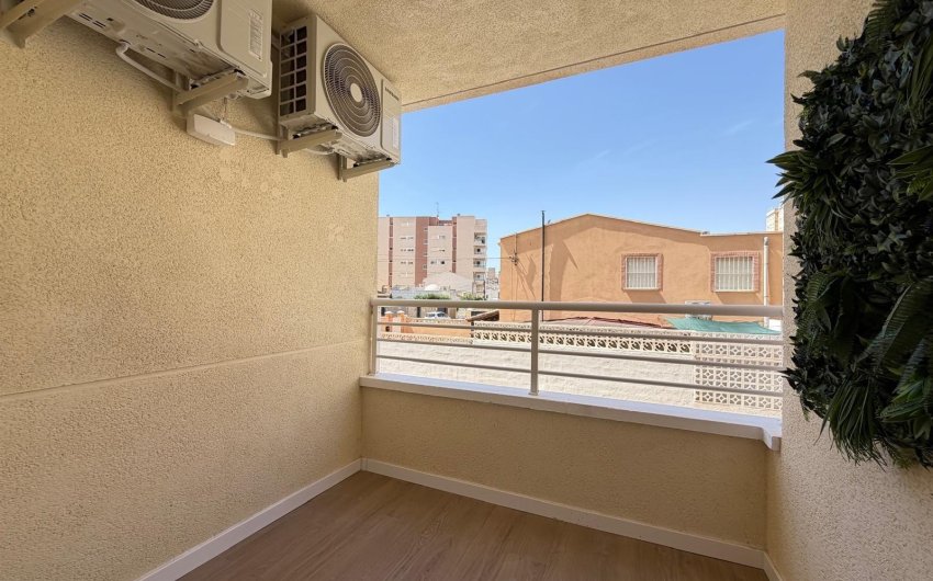 Reventa - Apartment -
Torrevieja - Nueva Torrevieja