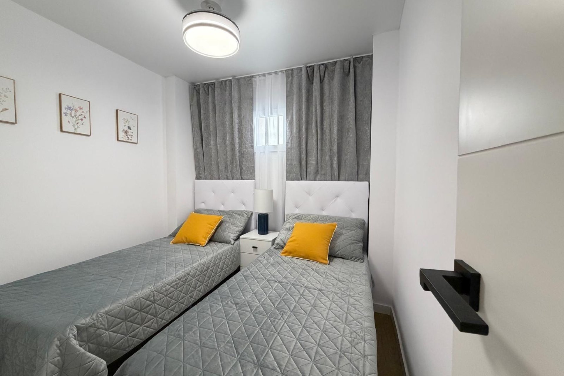 Reventa - Apartment -
Torrevieja - Nueva Torrevieja