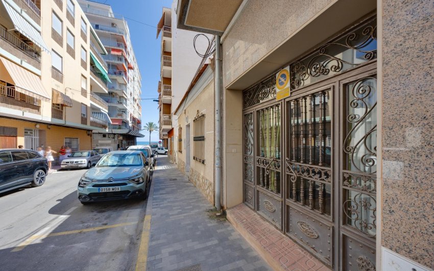 Reventa - Apartment -
Torrevieja - Paseo Maritimo