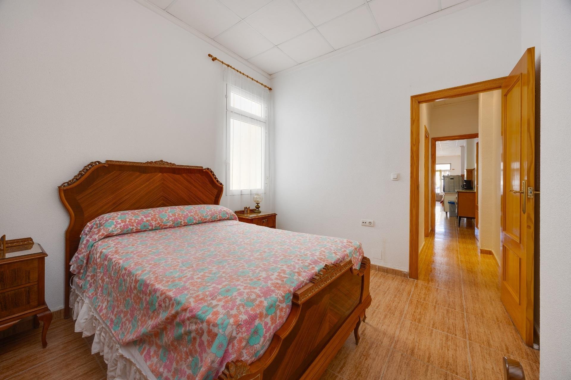 Reventa - Apartment -
Torrevieja - Paseo Maritimo